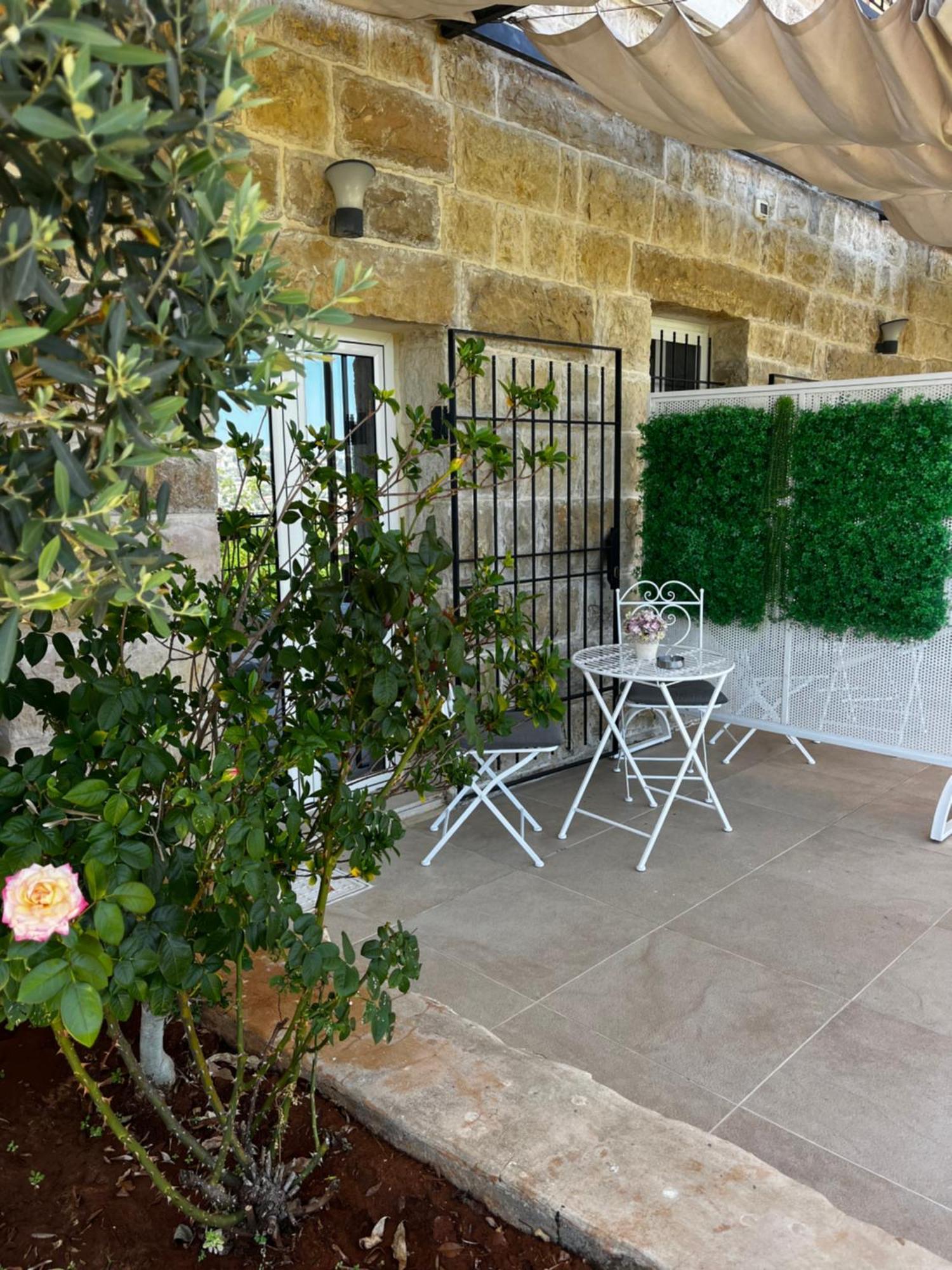 Beit Lebbos Boutique Hotel Beit ed-Dine Exteriör bild